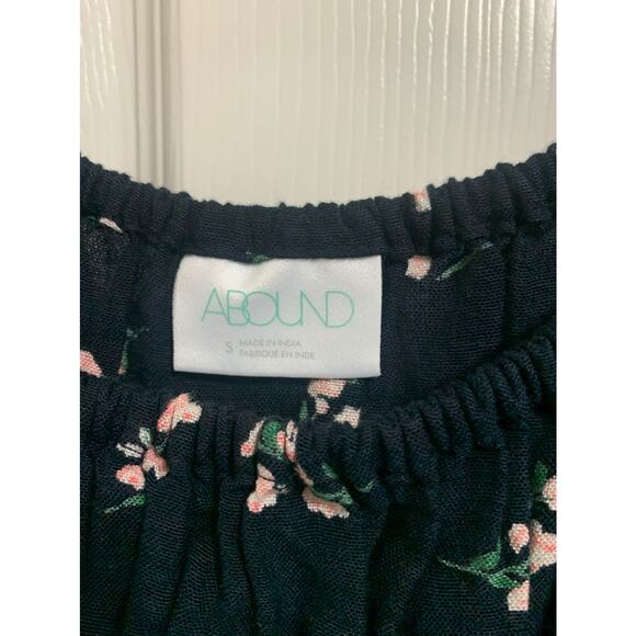 Abound Black classical bloom blouse size Small NEW - Picture 3 of 6